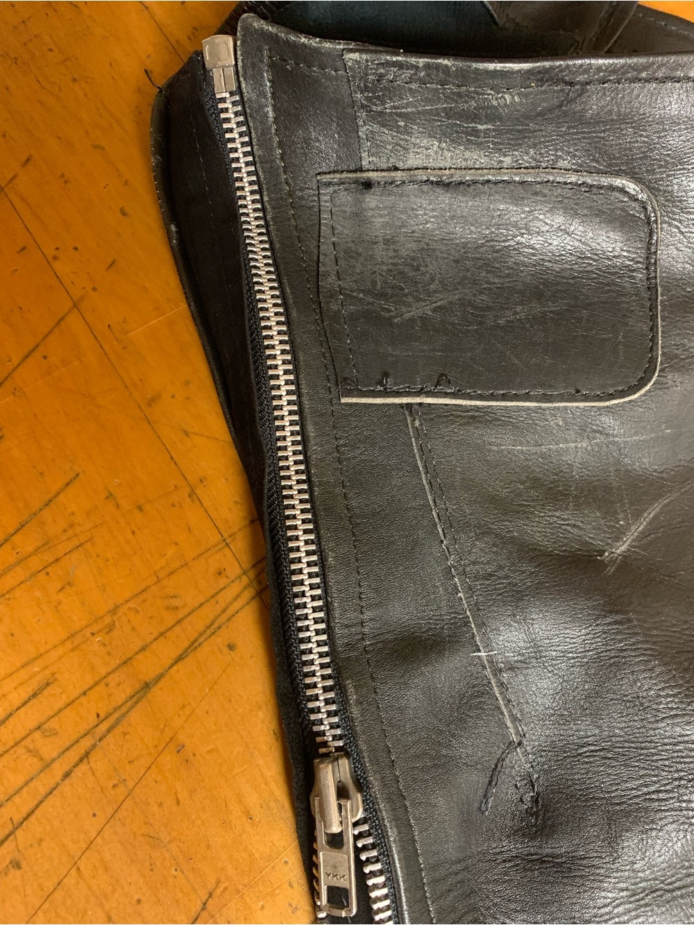 29L Black Leather Women's Chaps - XS/S - Picture 8 of 16